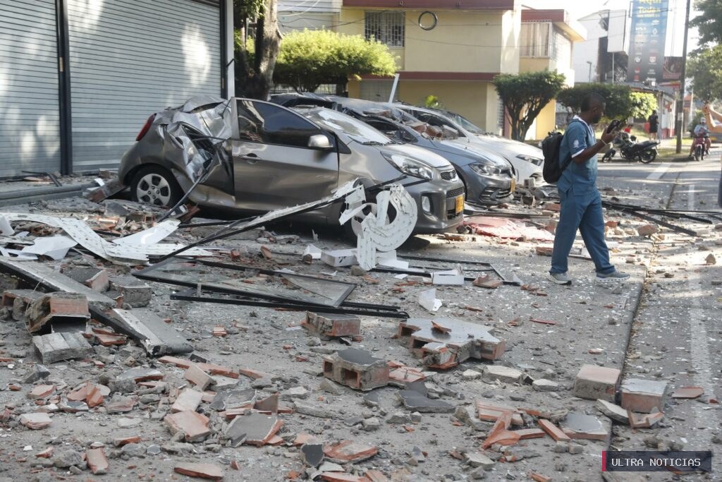 Um Terremoto de magnitude 7,4 atinge grande parte da Colômbia