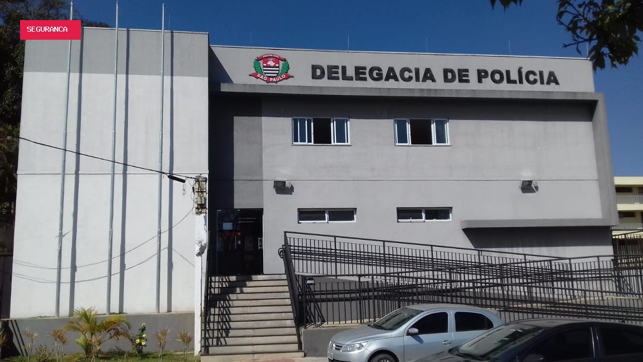 Corpo decapitado é encontrado em estado de decomposição em mata de Piedade
