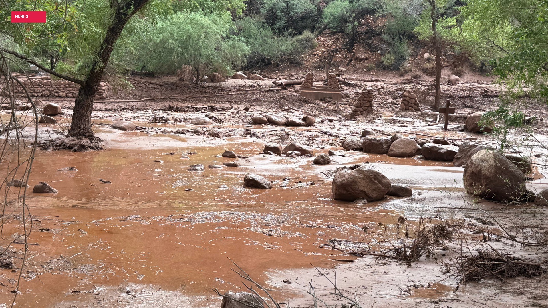 VÍDEOS mostram inundação no Grand Canyon que deixou um morto e vários desaparecidos nos EUA