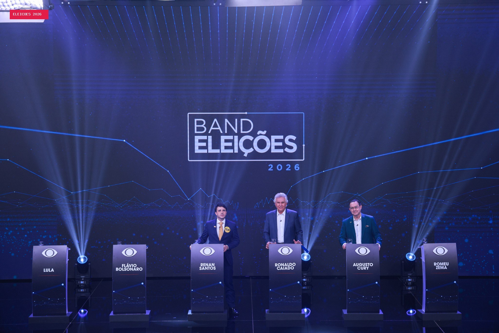 Com Caiado, Renan e Cury, primeiro debate presidencial é marcado por críticas às ausências de Lula e Flávio
