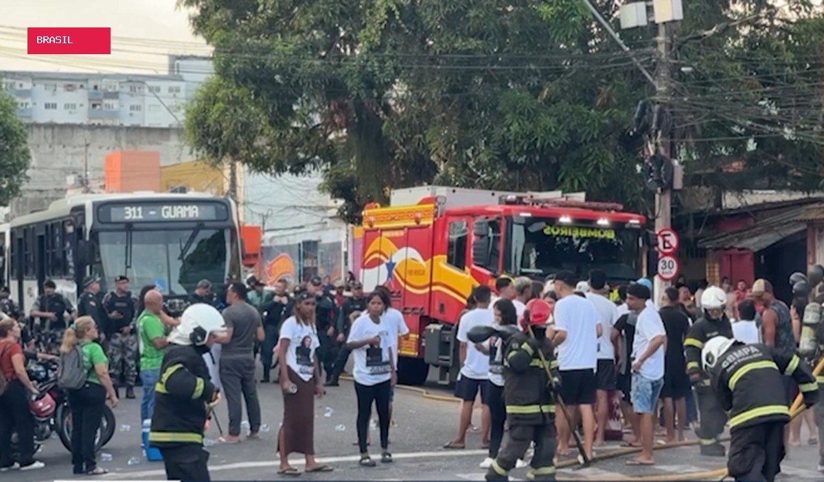 Familiares e amigos protestam após assassinato de jovem no Guamá e soltura de suspeito em Belém