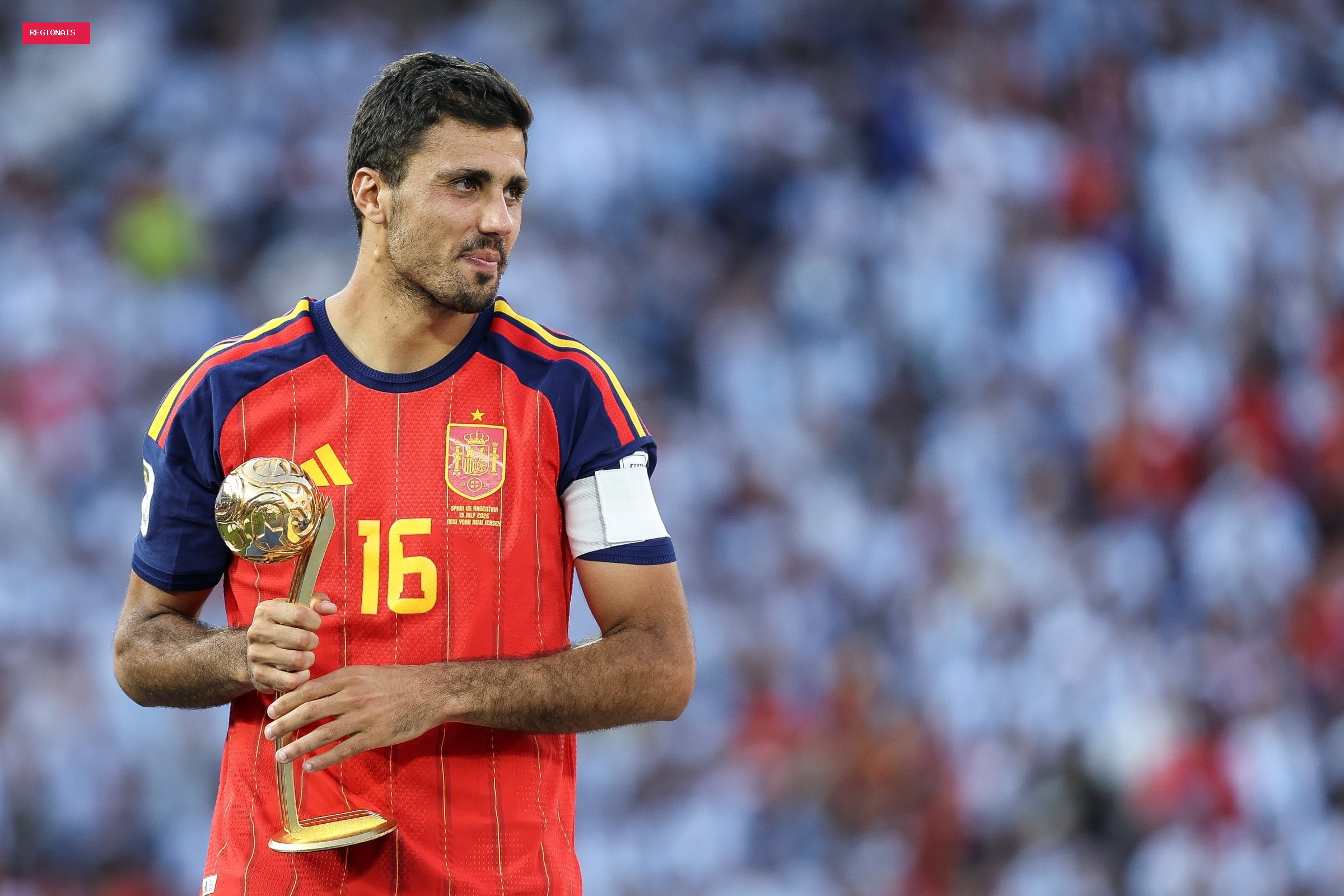 Maresca deixa futuro de Rodri em aberto em meio a negociação com Barça