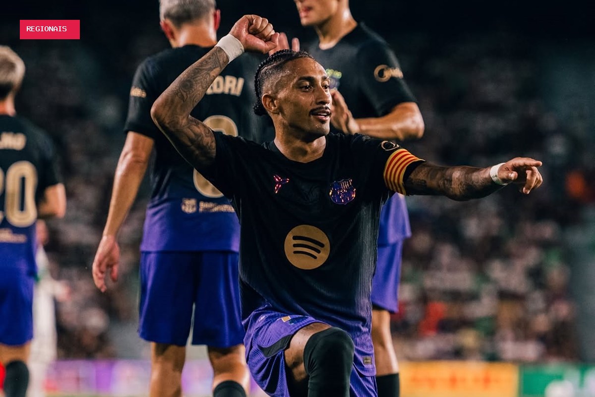 Raphinha faz dois e Barcelona goleia o Elche pelo Campeonato Espanhol