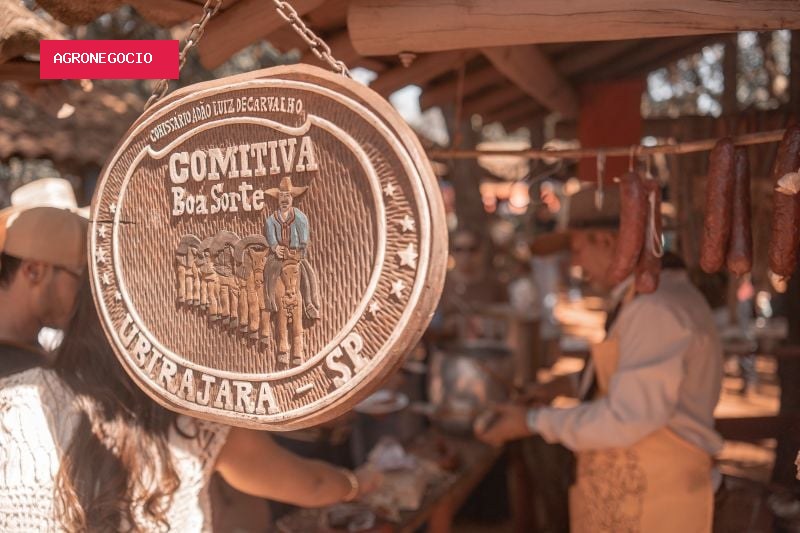 Comitiva de São Paulo vence Concurso da Queima do Alho na Festa do Peão de Barretos