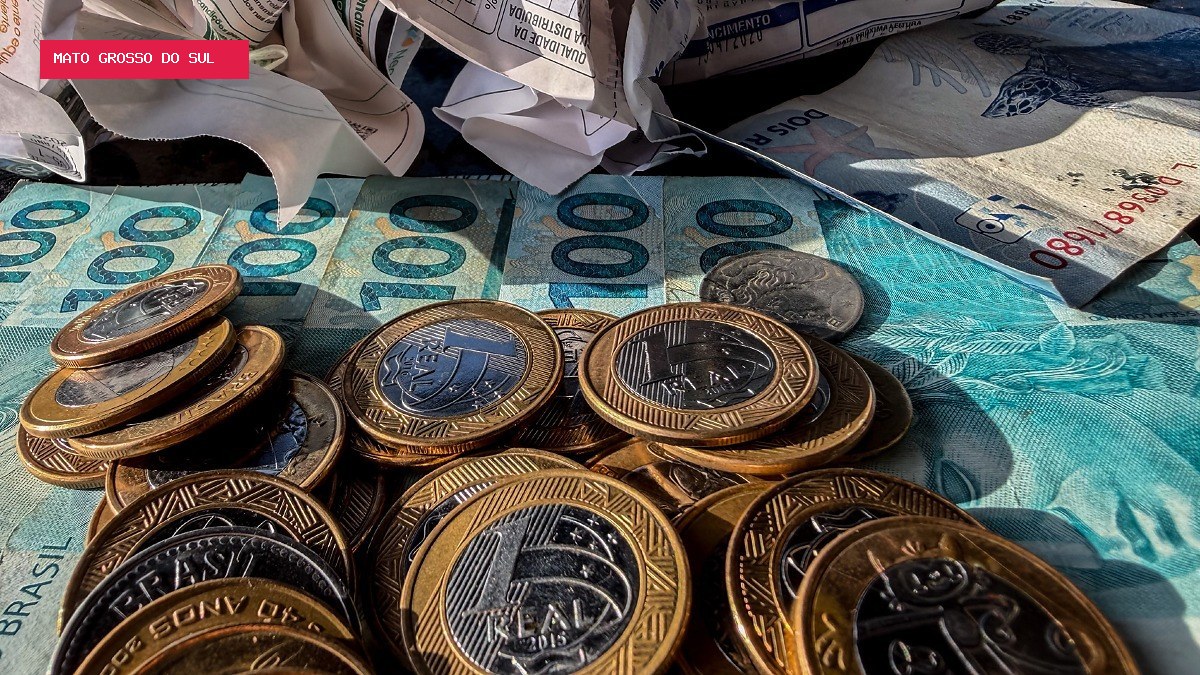 Arrecadação federal soma R$ 235,5 bilhões em agosto, impulsionada pelo setor de petróleo e gás