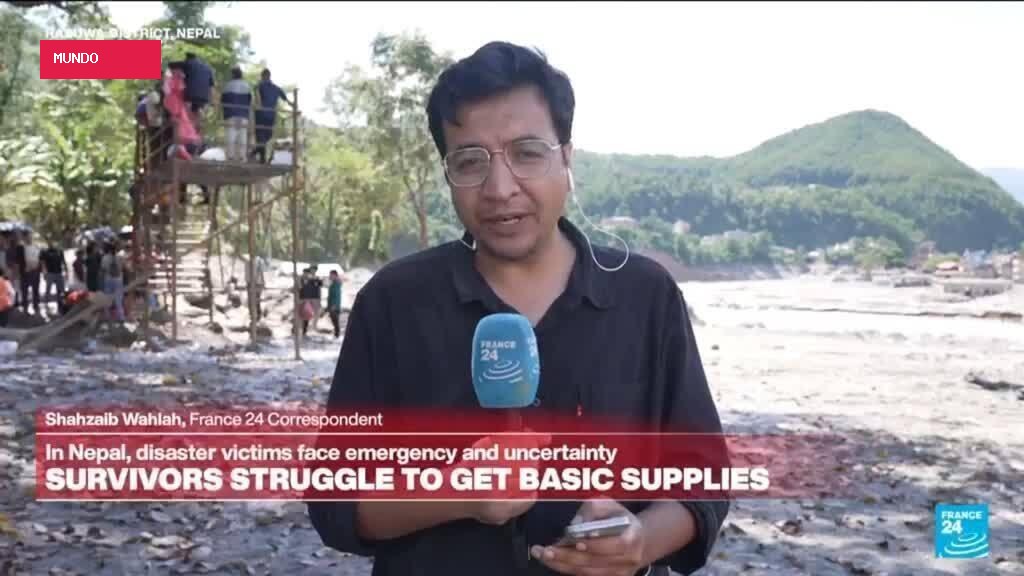 Two Nepal rescues revive hopes 10 days after flood