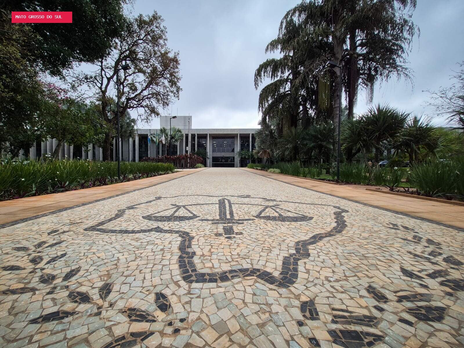 Condomínio cobra R$ 8 mil por barulho de água, mas Justiça manda devolver valor