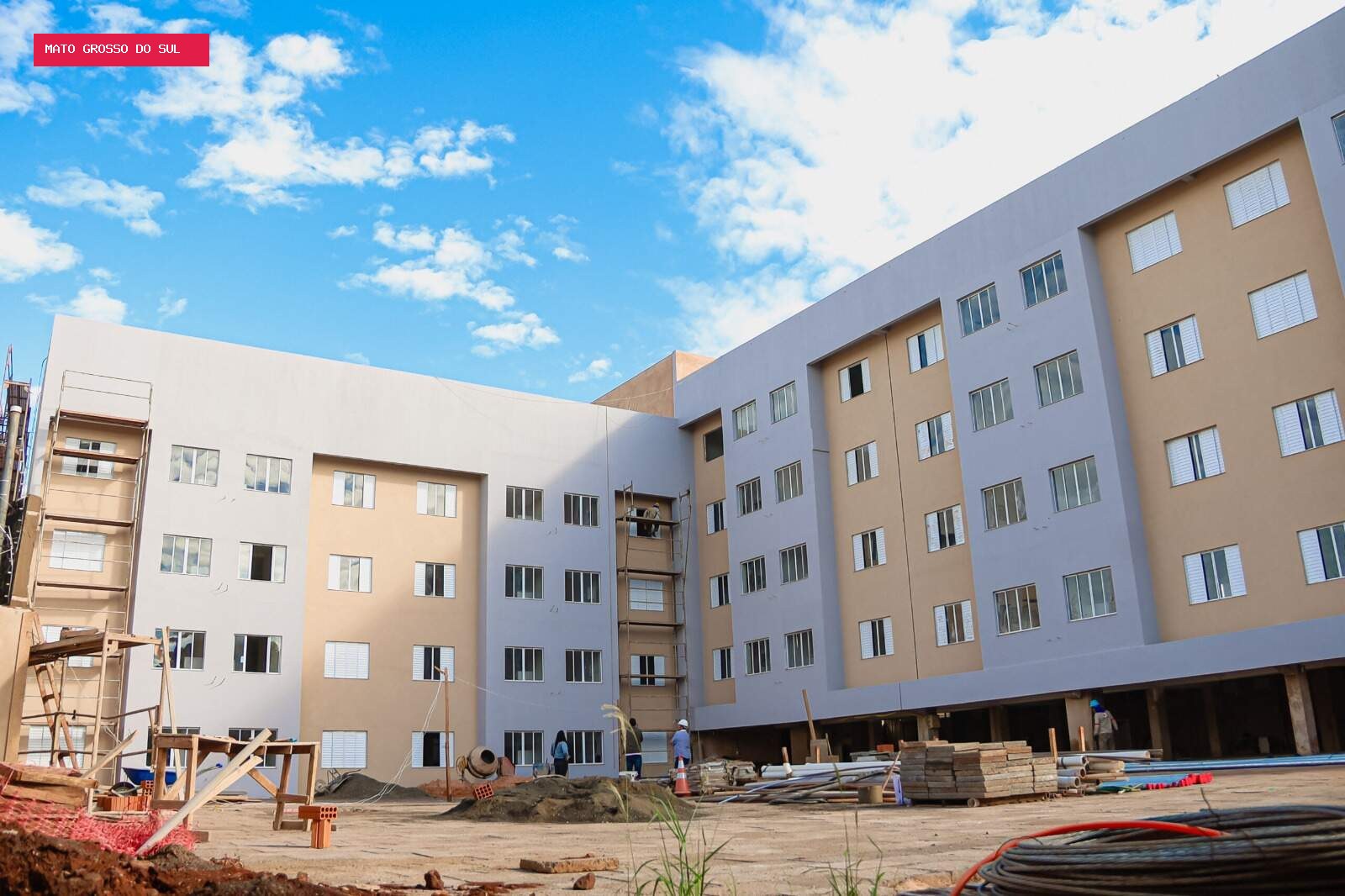 Emha publica listas para apartamentos e reassentamento