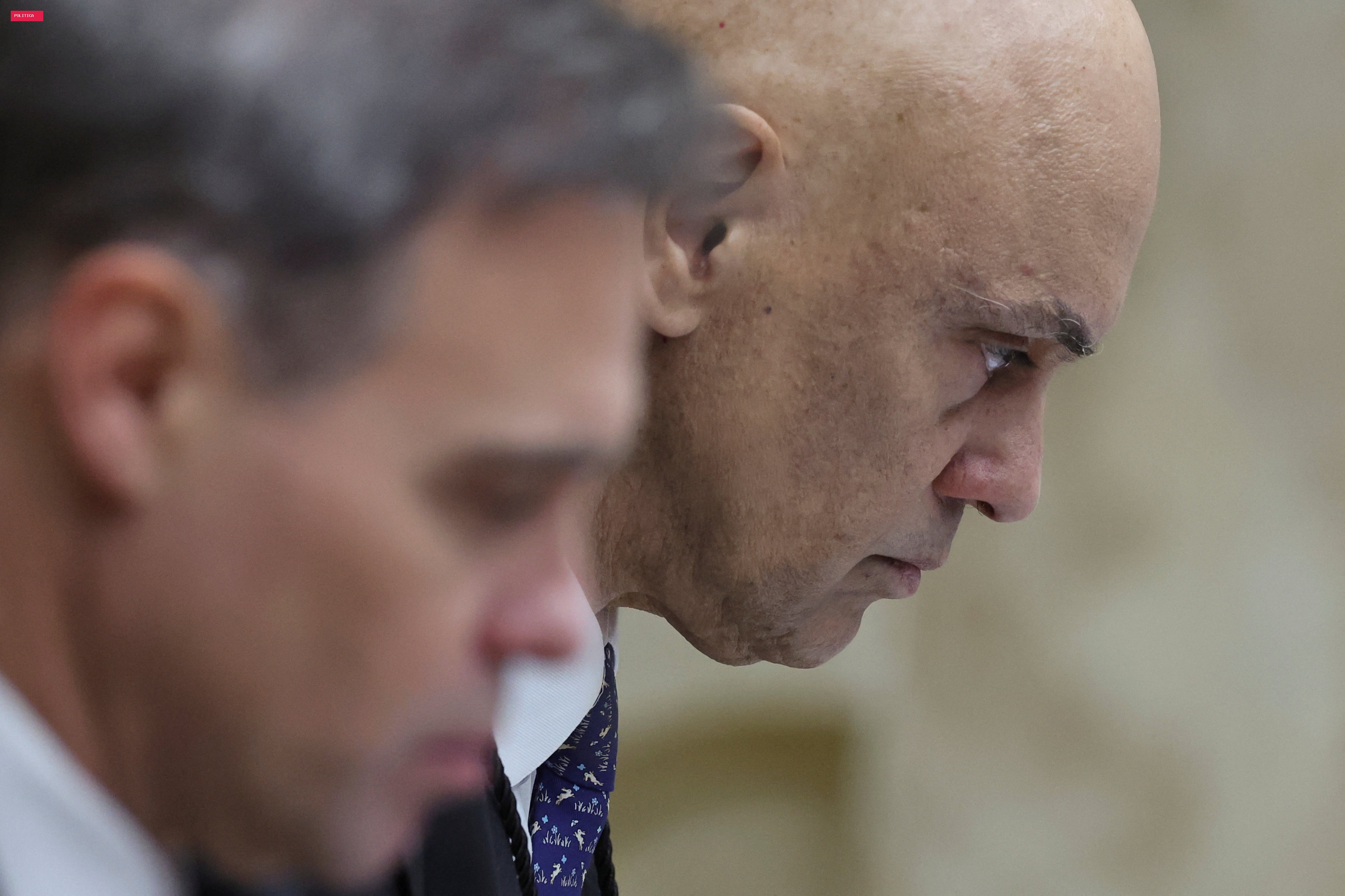 STF suspende sessão que analisa relatório da PF sobre relação entre Moraes e Vorcaro; ministros voltam às