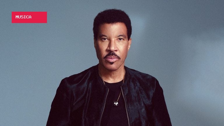 Qual é o estado de saúde de Lionel Richie após internação na UTI?