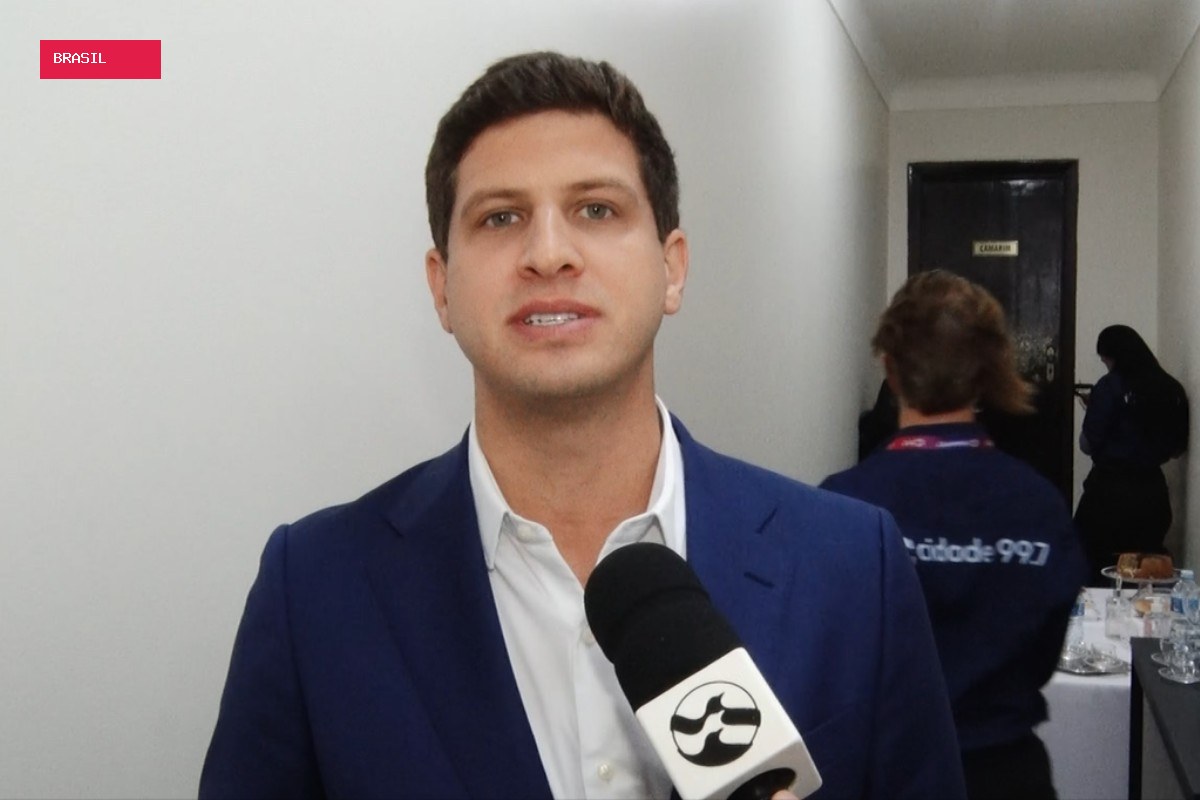João Campos promete ampliar Adutora do Agreste e apresenta programa para ajudar endividados