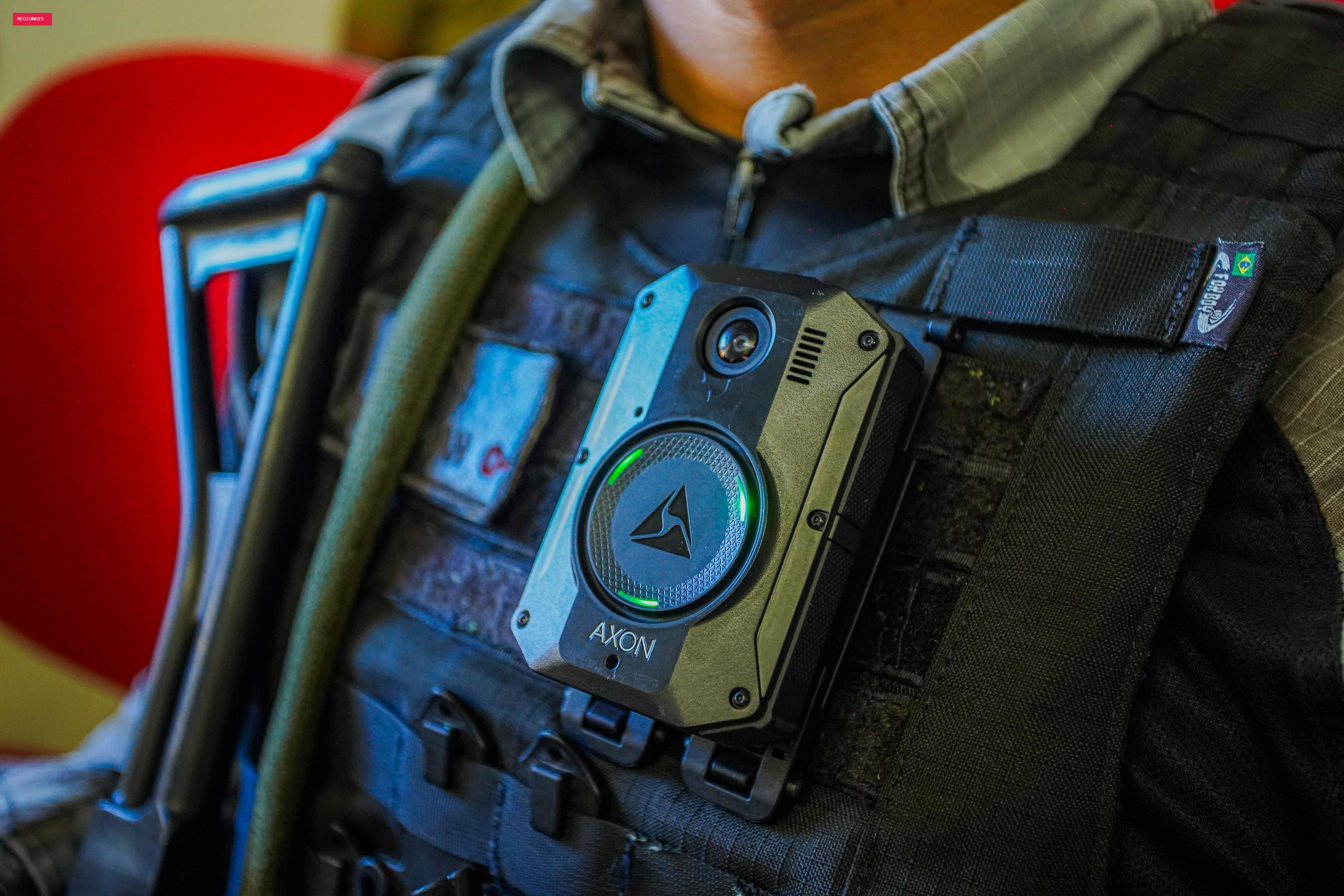 Quaest em MG: 82% dos eleitores dizem que policiais deveriam ter que usar câmeras nos uniformes