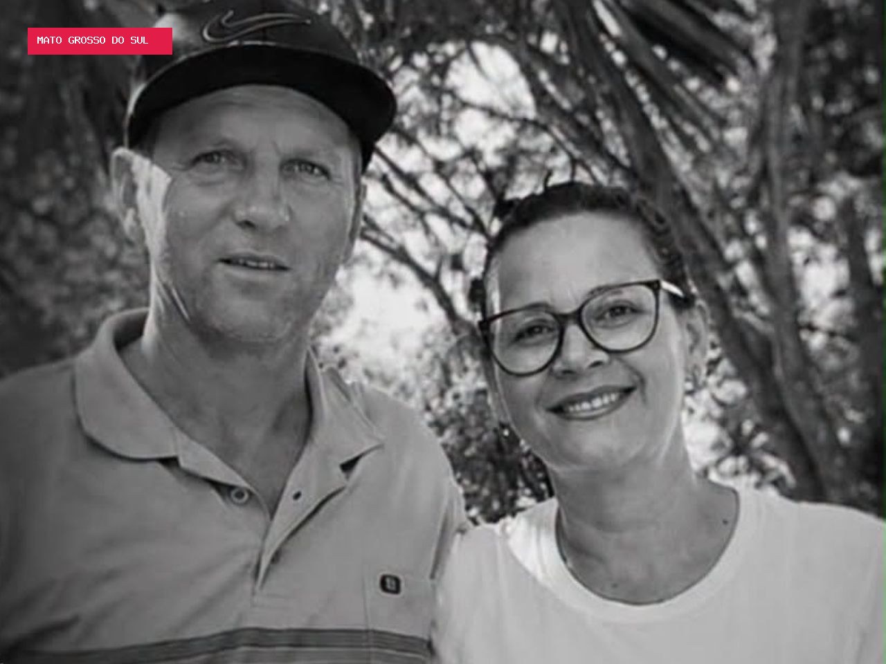 Casal morre lado a lado ao voltar de consulta médica em van na BR-163; outras 3 pessoas morreram