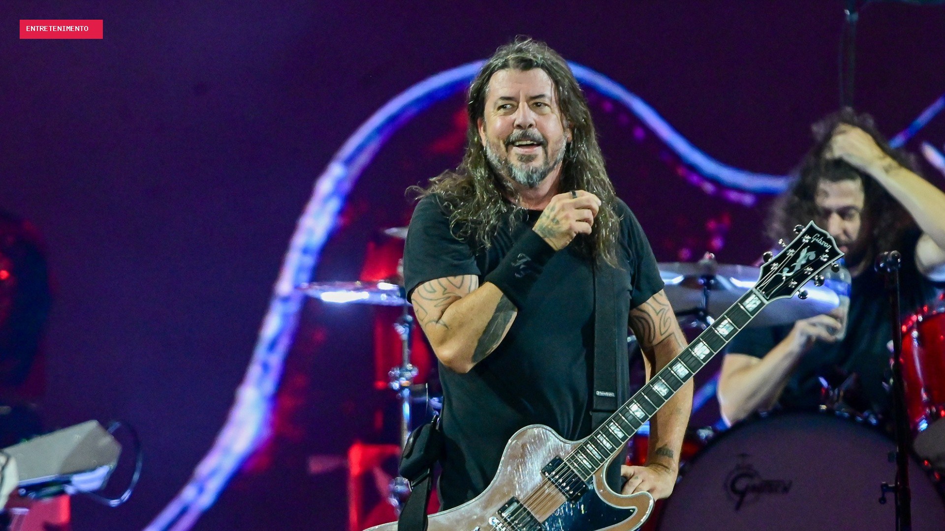 Por que cantar mascando chiclete? A ciência por trás do hábito de Dave Grohl, Pavarotti e Lennon