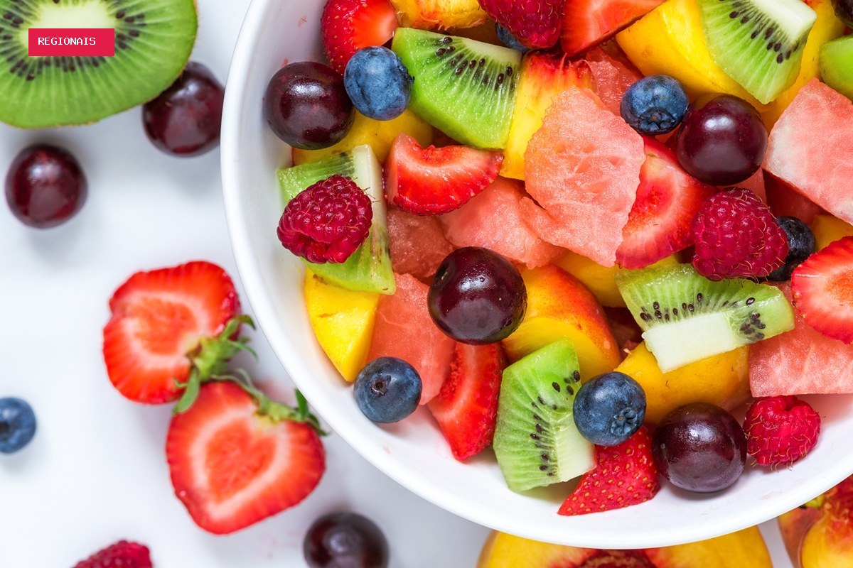 Nutricionista aponta as quatro melhores frutas para comer após o almoço