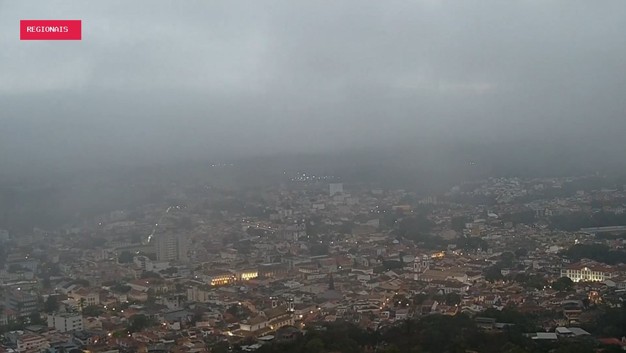 Defesa Civil emite aviso de chuva com raios e ventos em BH
