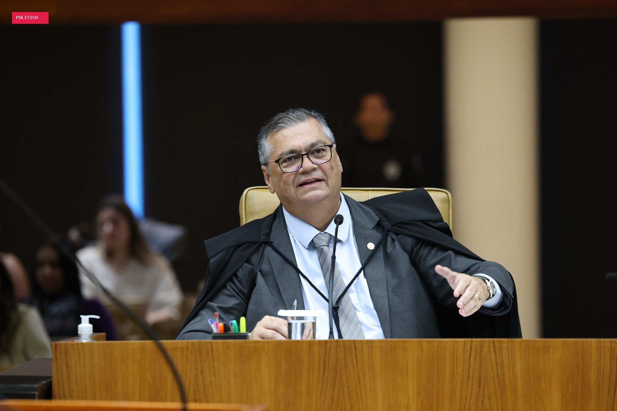 Crise STF: 'problemas reais e graves estão sendo misturados com interesses eleitorais', diz Flávio Dino em