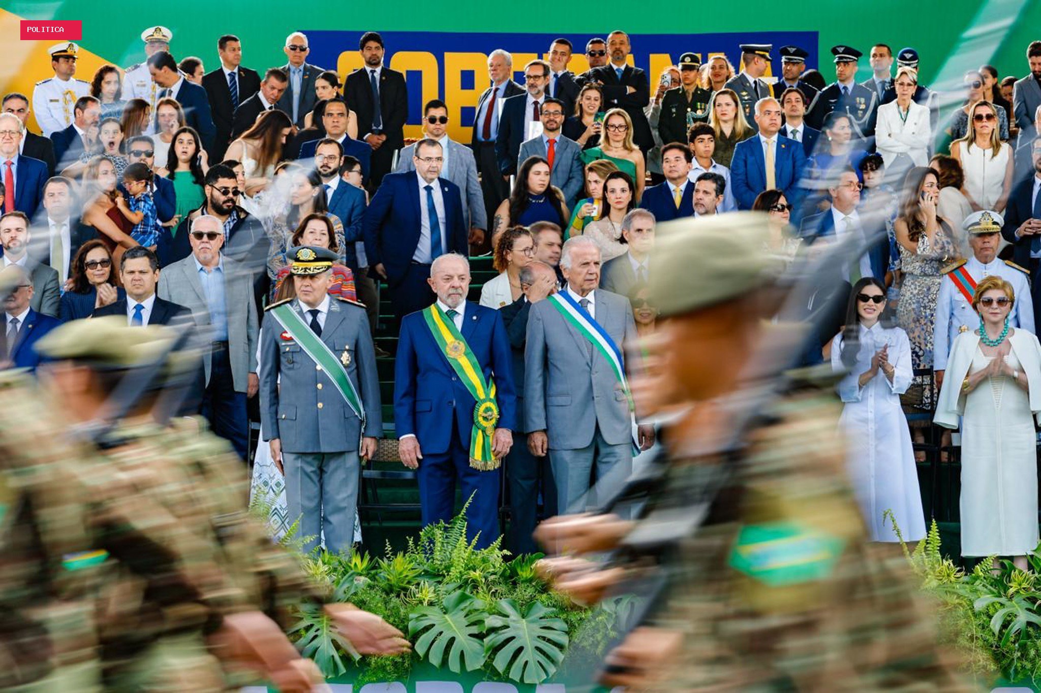 Desfile de 7 de Setembro tem conversas reservadas e encontros entre autoridades em meio a crise no STF