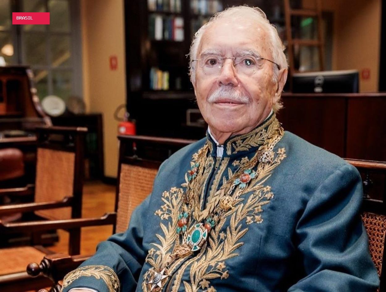 Sarney segue internado em hospital de SP após diagnóstico de pneumonia
