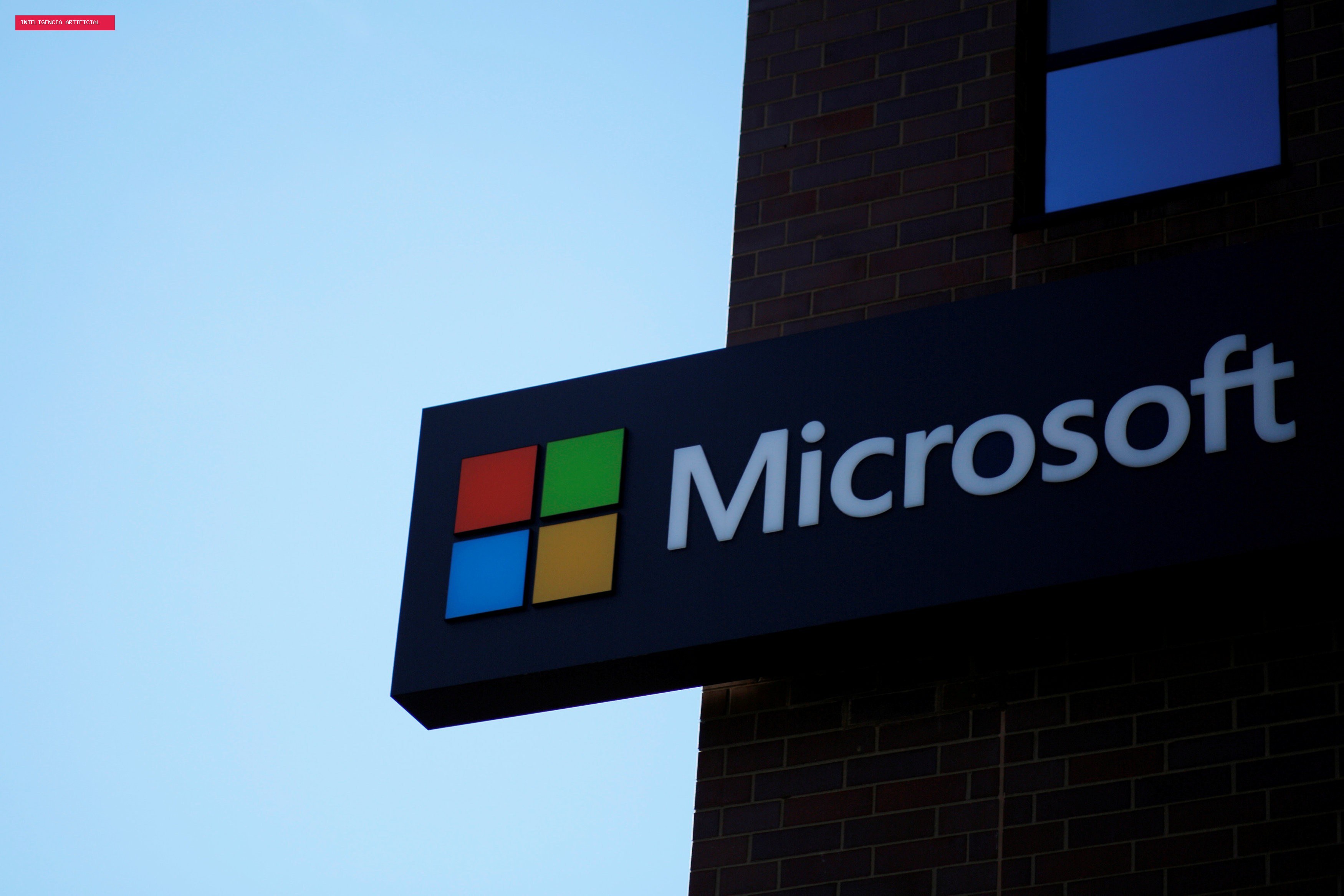Diretor da Microsoft chamou de 'roubo' uso de reportagens do NYT para treinar modelos da própria empresa e