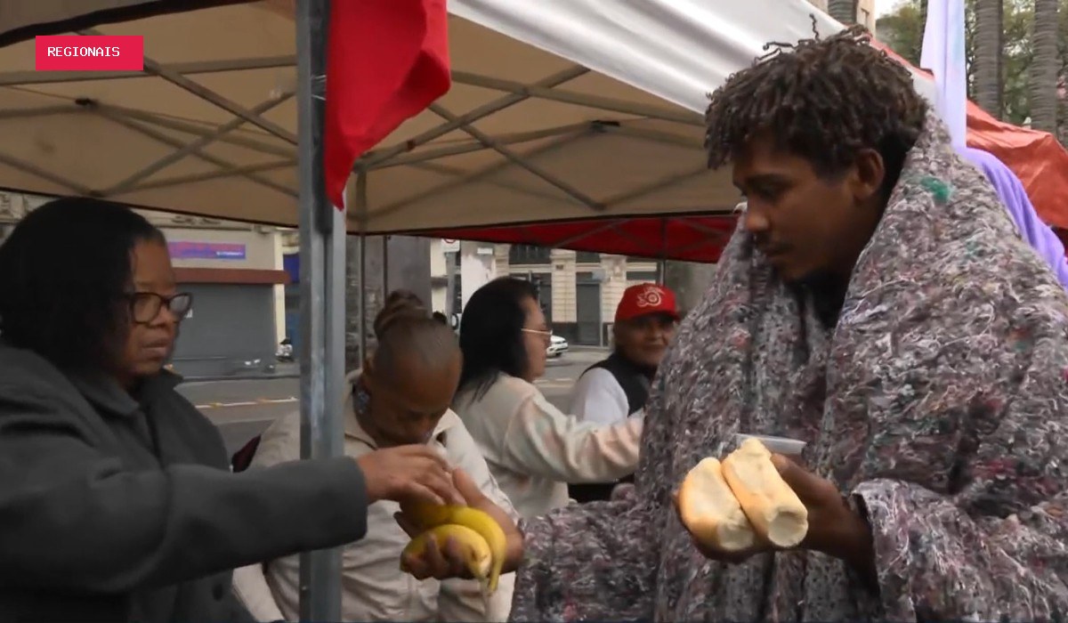 Grito dos Excluídos em SP reúne movimentos sociais, tem ação de distribuição de alimentos e protesto contra