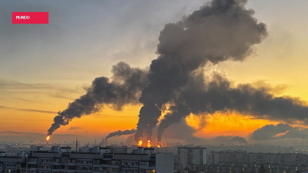 Ukraine hits Russia with major drone attack, targetting refinery