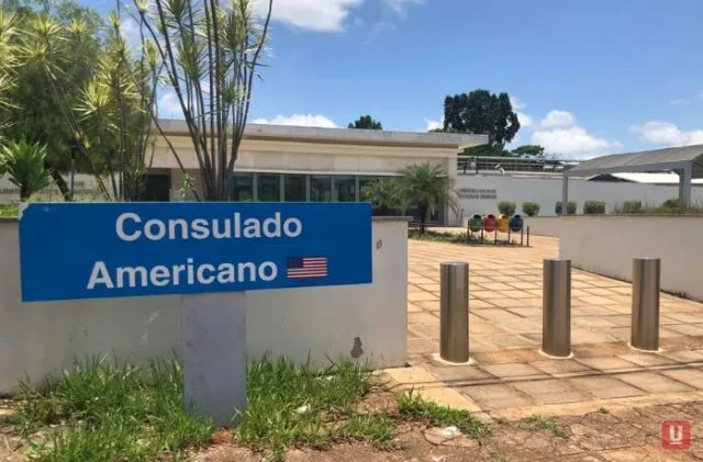 Arte com a palavra FECHADAS: embaixadas dos EUA e da Austrália suspendem serviços no Brasil após ameaça nas redes; Polícia Federal fez duas buscas e não confirmou risco