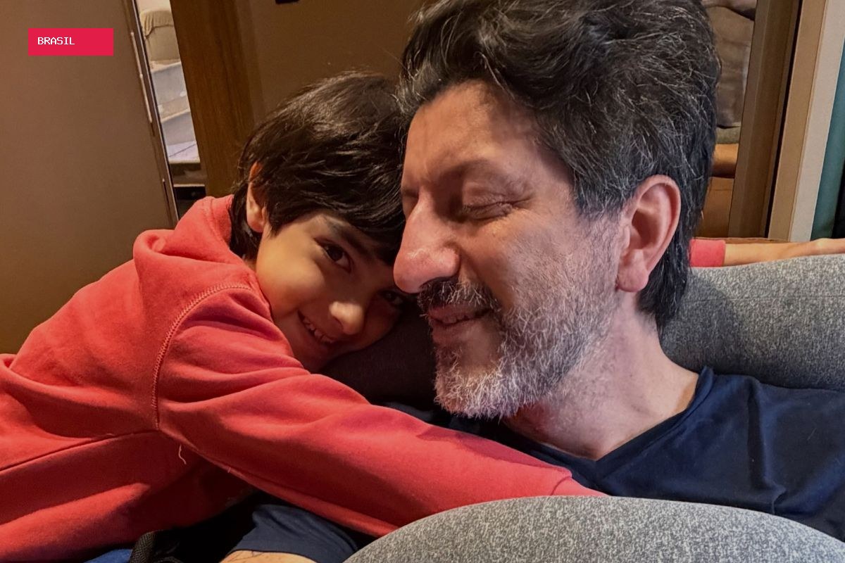 Filho de Lito Sousa faz homenagem ao pai: "Foi ótimo voar com você, papai"