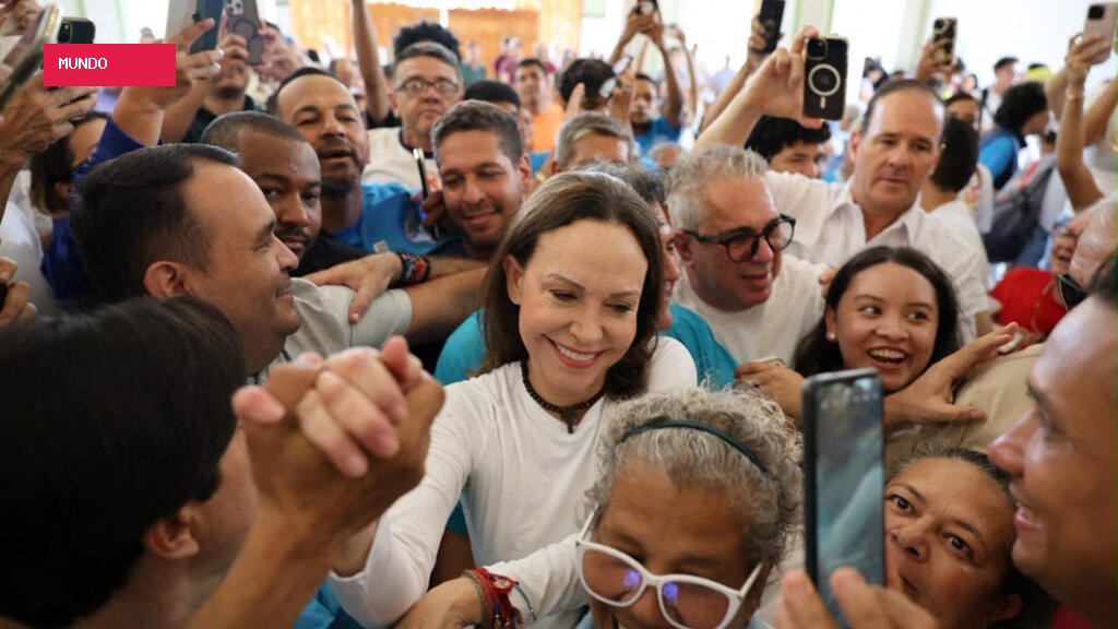 Opposition leader Machado returns to Venezuela after 10 months in exile