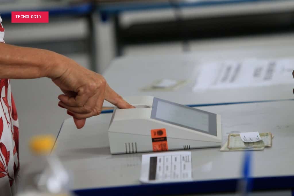 Eleições 2026: buscas no Google sobre multa eleitoral e venda de bebidas disparam