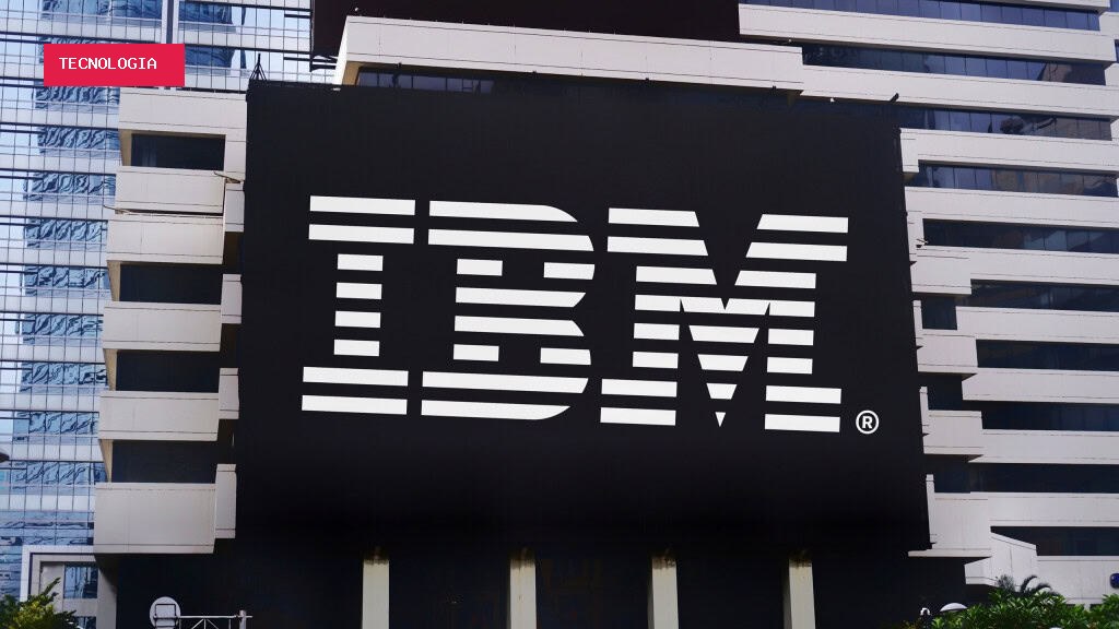 IBM supera expectativas e eleva projeção de receita com software