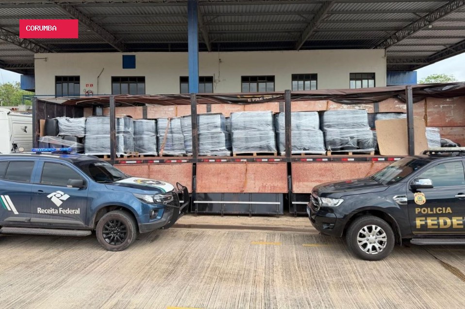 Fiscalização apreende 17 toneladas de produto usado para fazer cocaína