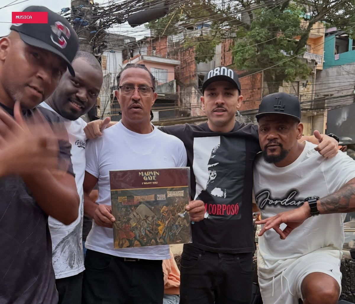 Mano Brown ganha vinil raro de Marvin Gaye e se emociona: “disco da minha vida”