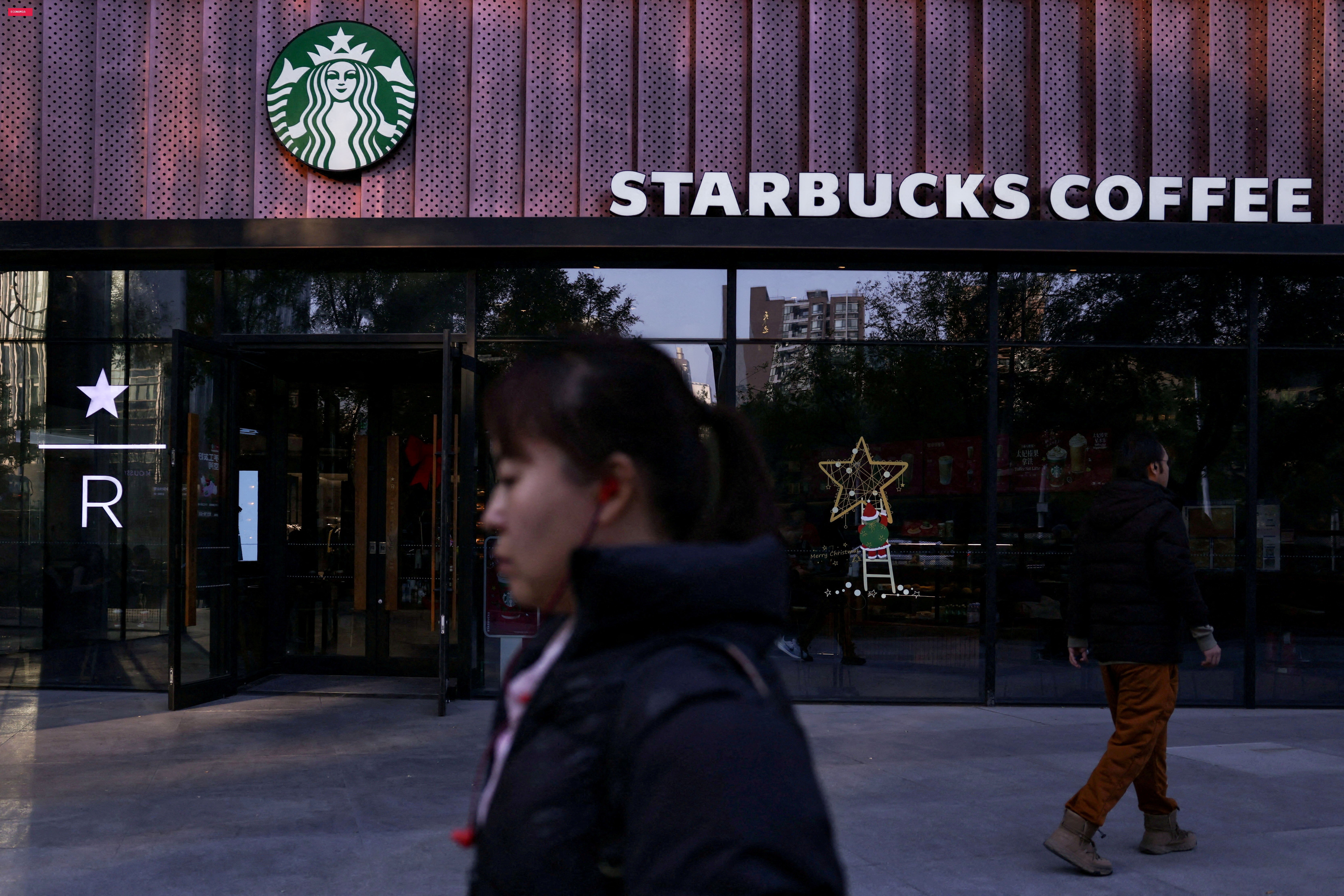 Starbucks é processada nos EUA por bebidas anunciadas como 'sem açúcar'