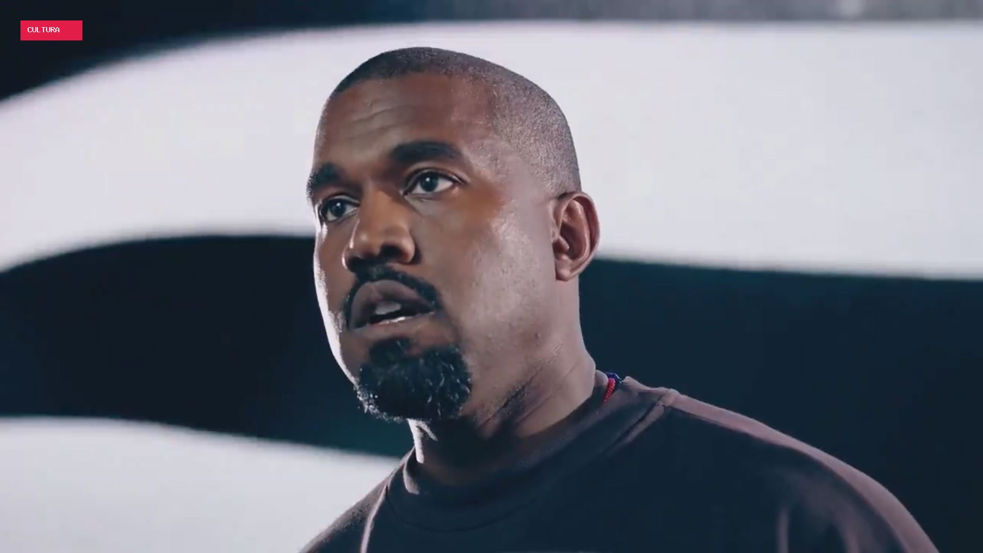 Shows de Kanye West são cancelados na Rússia; imprensa cita ordem de autoridades