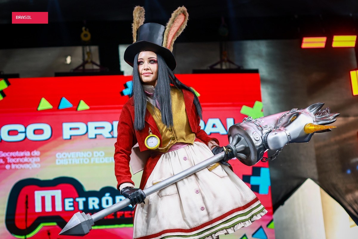 CCXP: embaixadora do Metrópoles Games é classificada para Cosplay Universe
