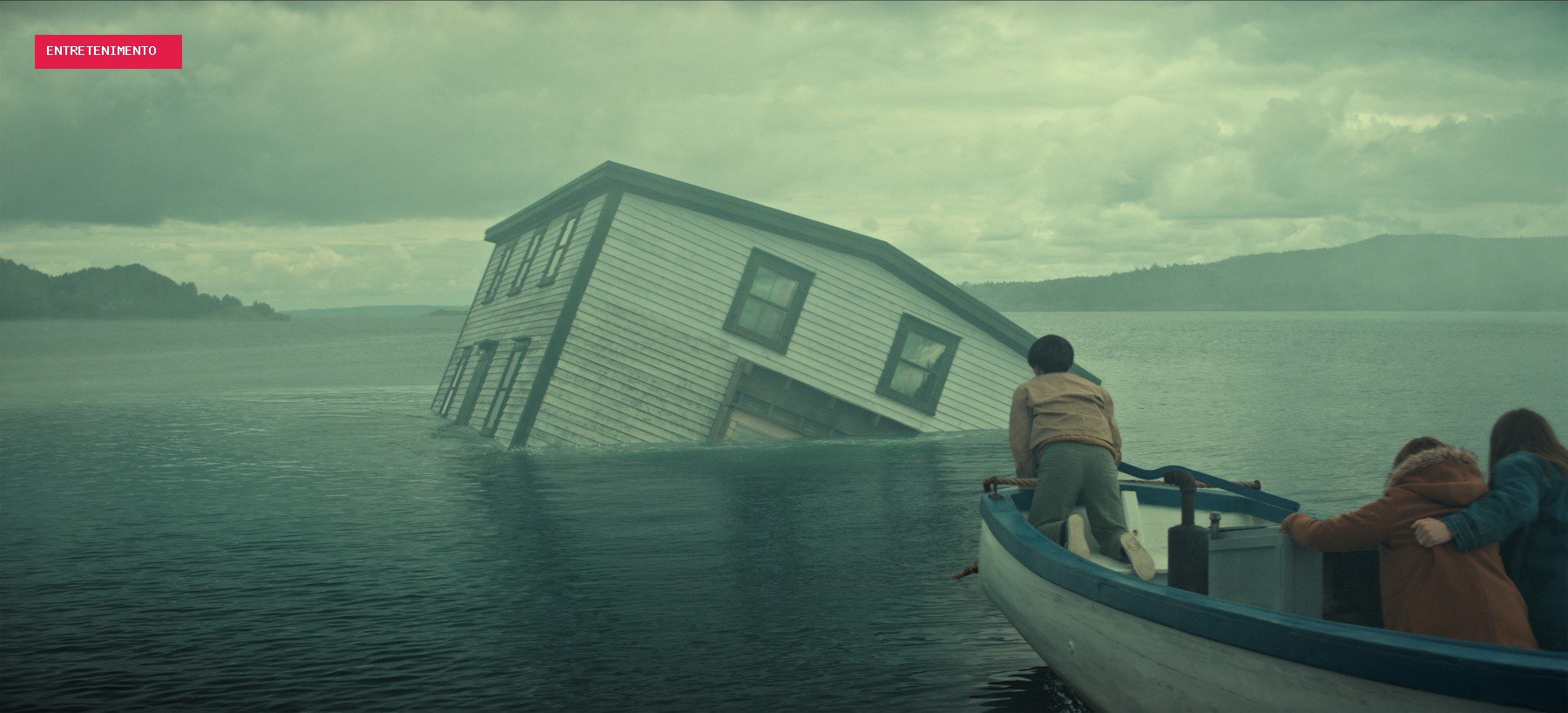 'Below': suspense da Netflix tem monstro marinho, alerta climático e astro de 'Stranger Things'