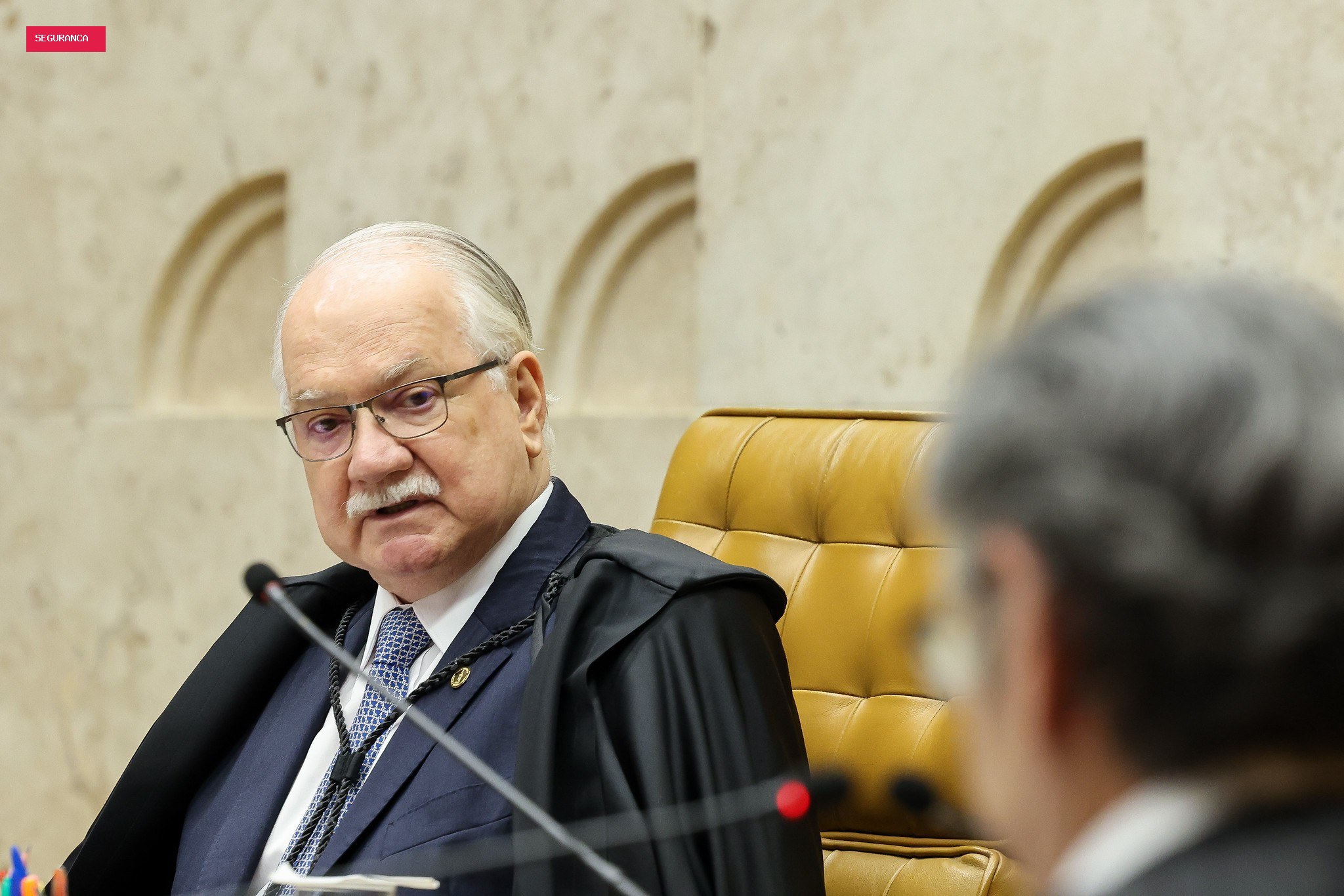 PF discute levar a Fachin posição sobre ministros citados no caso Master