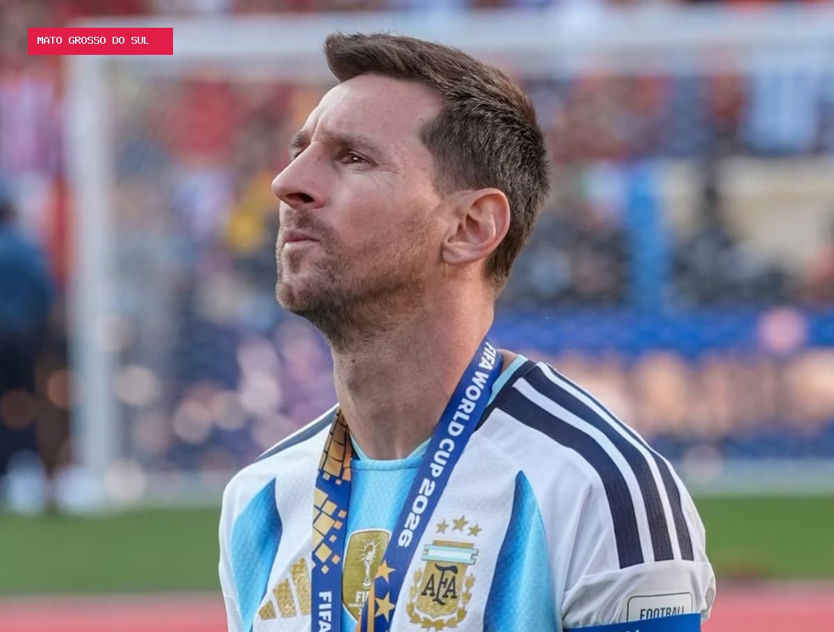 Messi marca e dá duas assistências em amistoso de despedida da Argentina