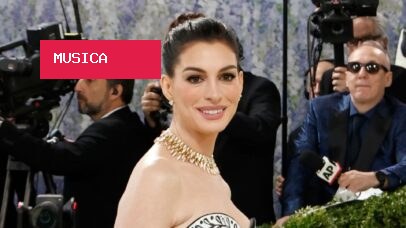 Anne Hathaway defende ‘Digger’, com Tom Cruise, das críticas negativas: ‘Brilhante’