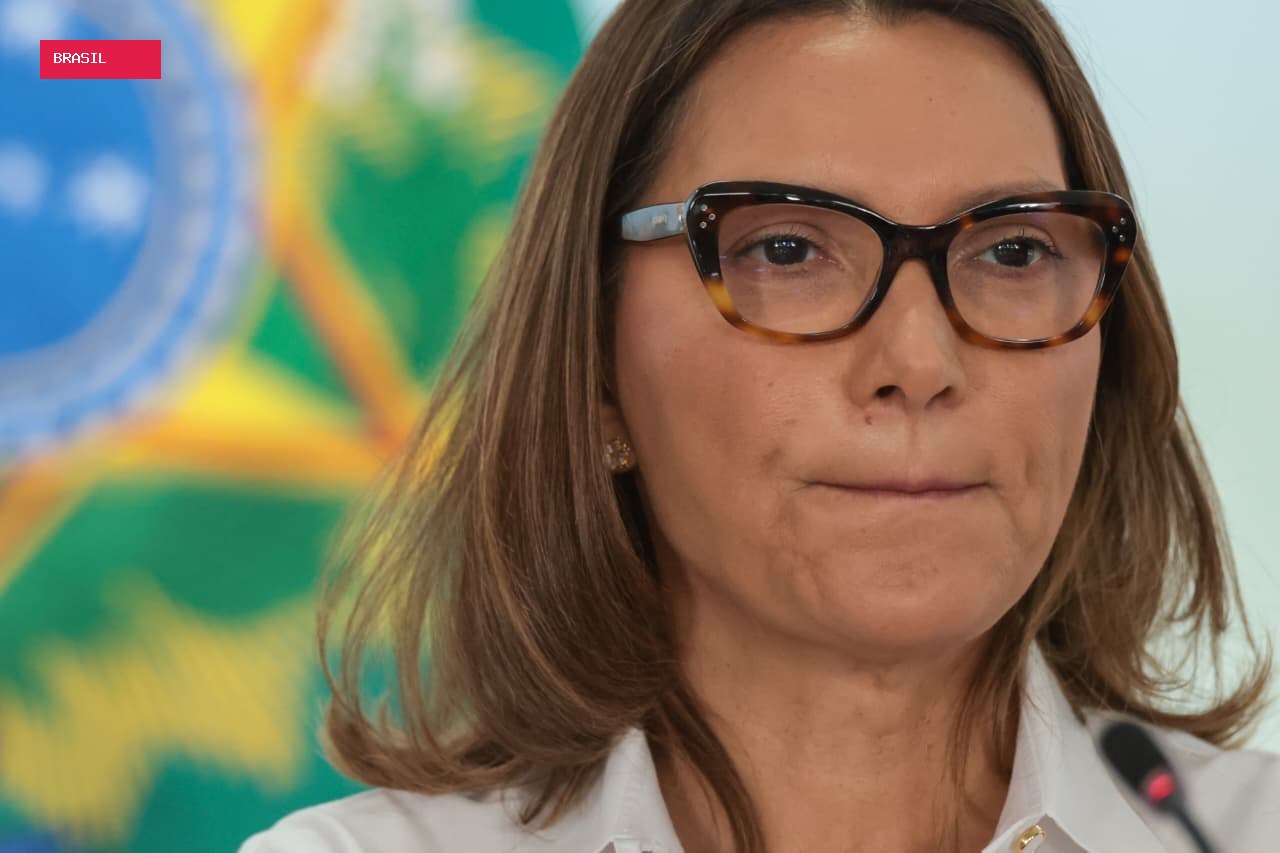 Campanha de Flávio Bolsonaro aciona TSE contra vídeo de Janja