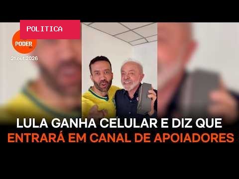 Lula ganha celular e diz que entrará em canal de apoiadores no zap